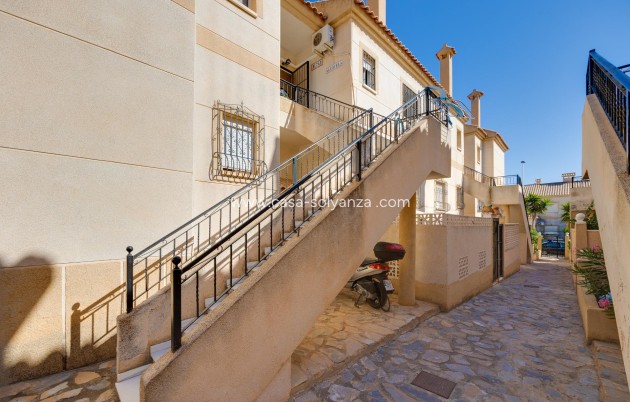 Resale - Bungalow - Torrevieja - Aguas nuevas