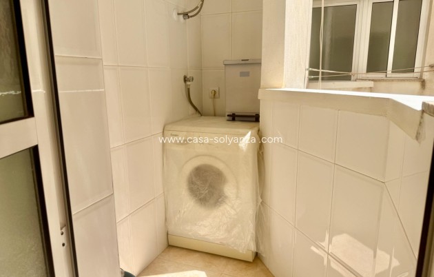 Reventa - Apartamento / piso - Torrevieja - PARQUE DE LAS NACIONES