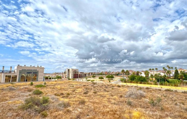 Resale - Apartment / flat - Orihuela Costa - Punta Prima