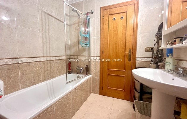 Resale - Apartment / flat - Cabo Roig - Costa Blanca
