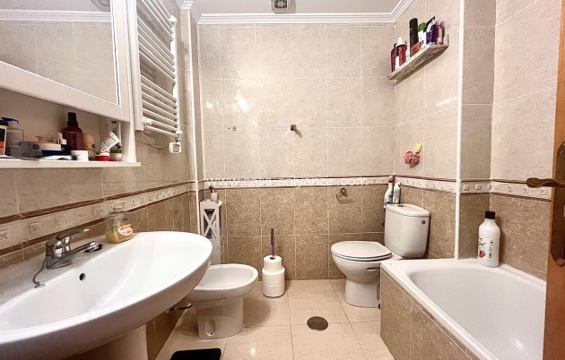 Resale - Apartment / flat - Cabo Roig - Costa Blanca