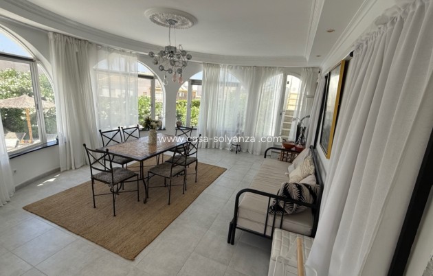 Resale - Villa - Torrevieja - Costa Blanca