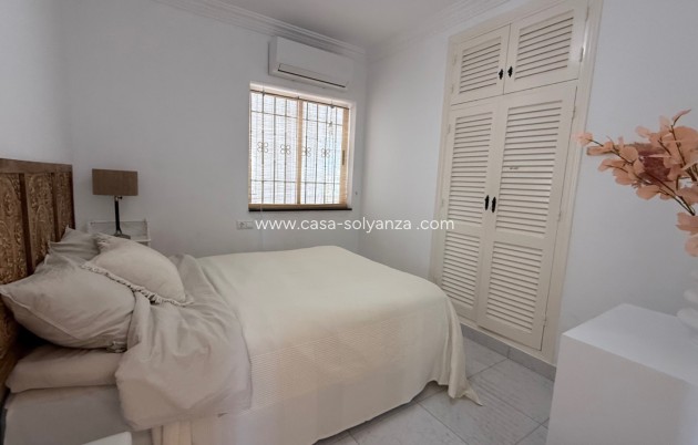 Resale - Villa - Torrevieja - Costa Blanca