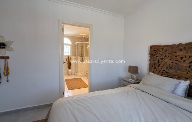 Resale - Villa - Torrevieja - Costa Blanca