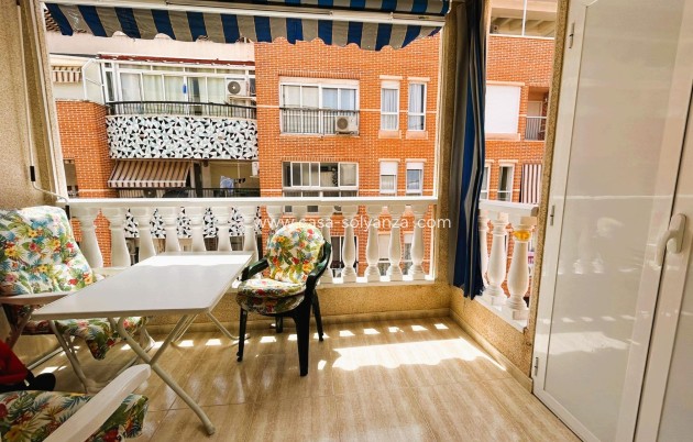 Resale - Apartment / flat - Torrevieja - Playa del Cura