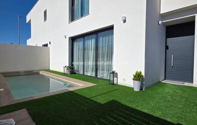 Resale - Villa - Benijofar