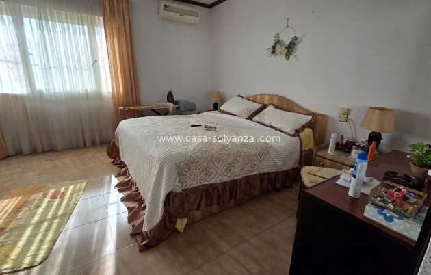 Resale - Villa - Torrevieja - La Siesta