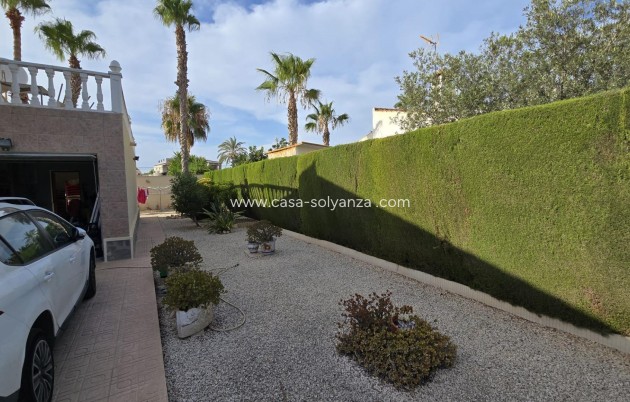 Resale - Villa - Torrevieja - La Siesta