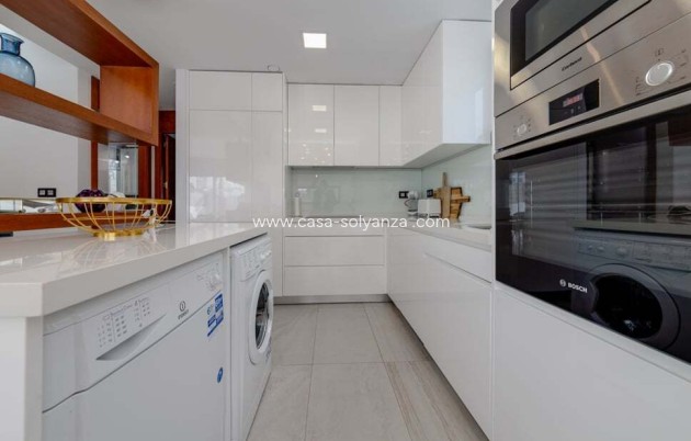 Resale - Villa - El Raso - Guardamar del Segura