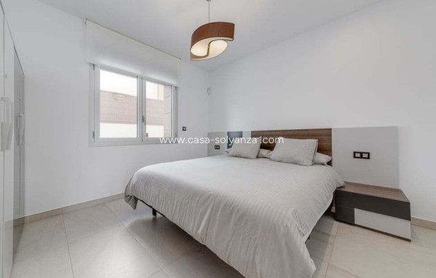 Resale - Villa - El Raso - Guardamar del Segura