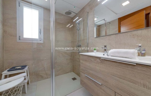 Resale - Villa - El Raso - Guardamar del Segura