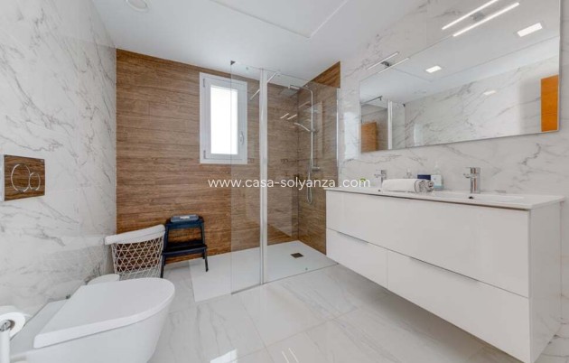 Resale - Villa - El Raso - Guardamar del Segura