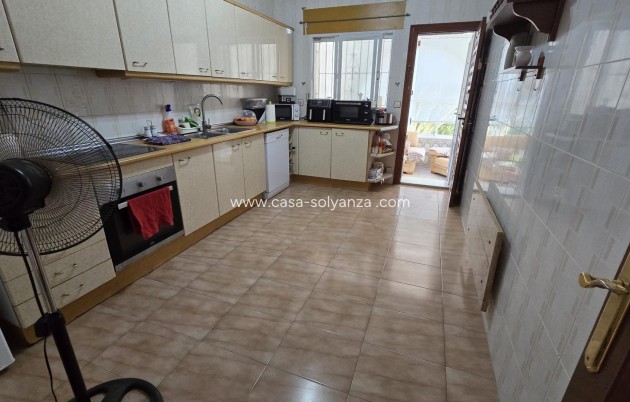 Resale - Villa - Torrevieja - Costa Blanca