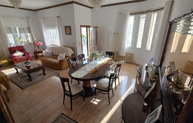 Resale - Villa - Torrevieja - Costa Blanca