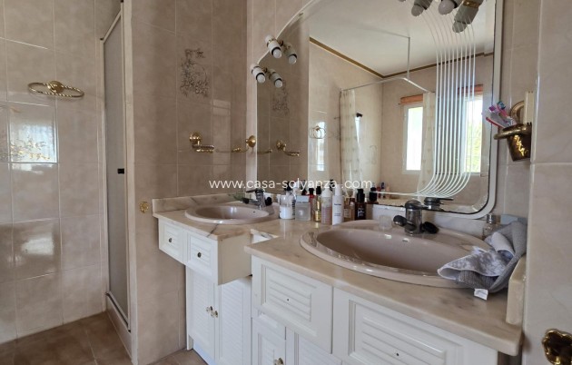 Resale - Villa - Torrevieja - Costa Blanca
