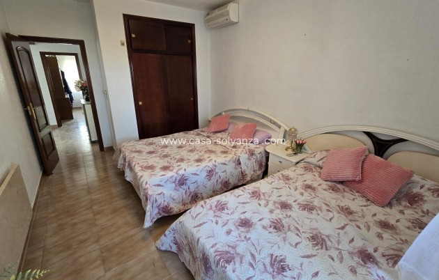 Resale - Villa - Torrevieja - Costa Blanca