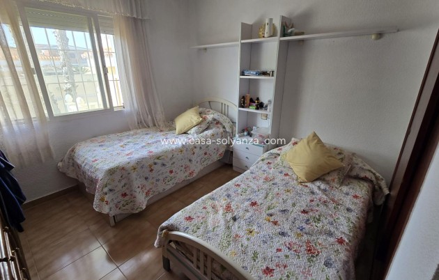 Resale - Villa - Torrevieja - Costa Blanca