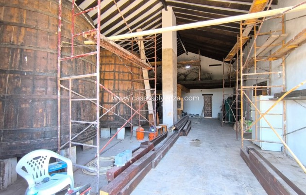 Resale - Country Property/Finca - Villena - Inland