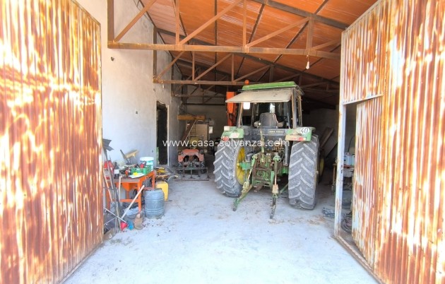 Resale - Country Property/Finca - Villena - Inland
