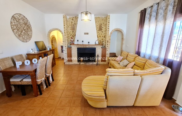 Resale - Villa - La Romana - Inland