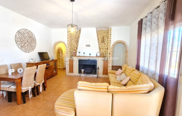 Resale - Villa - La Romana - Inland