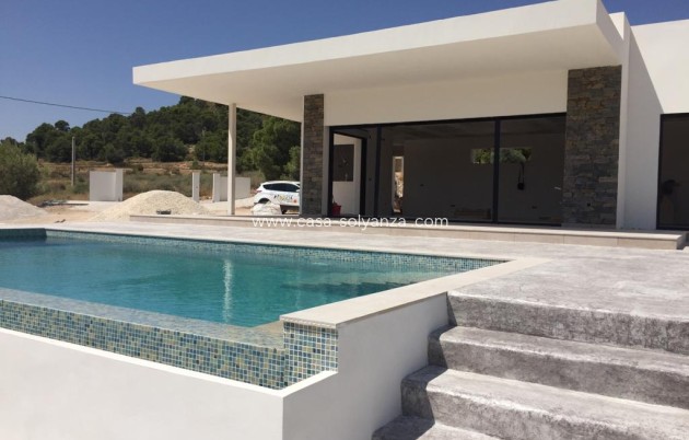 Resale - Villa - Pinoso - Inland