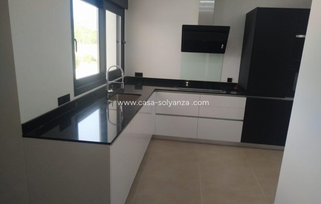 Resale - Villa - Pinoso - Inland