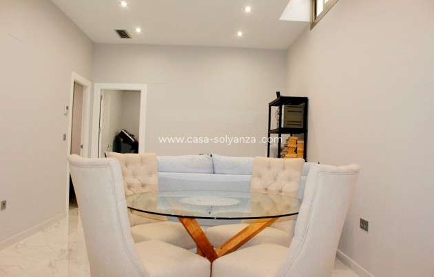 Resale - Villa - Orihuela Costa - Costa Blanca