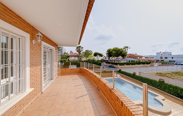 Resale - Villa - Torrevieja - La veleta