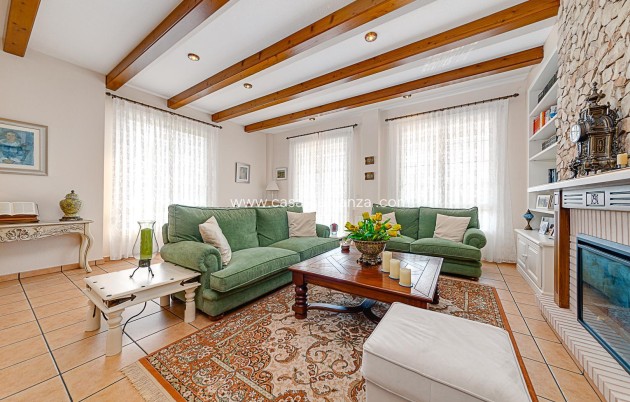 Resale - Villa - Torrevieja - La veleta