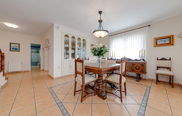 Resale - Villa - Torrevieja - La veleta