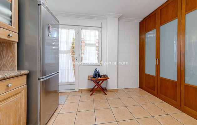 Resale - Villa - Torrevieja - La veleta