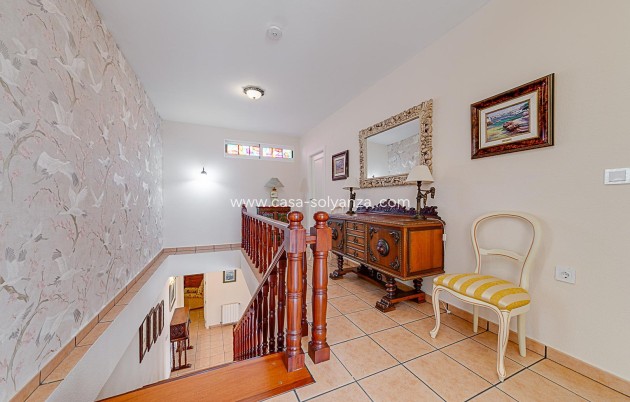 Resale - Villa - Torrevieja - La veleta