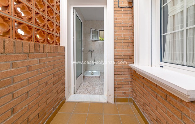 Resale - Villa - Torrevieja - La veleta