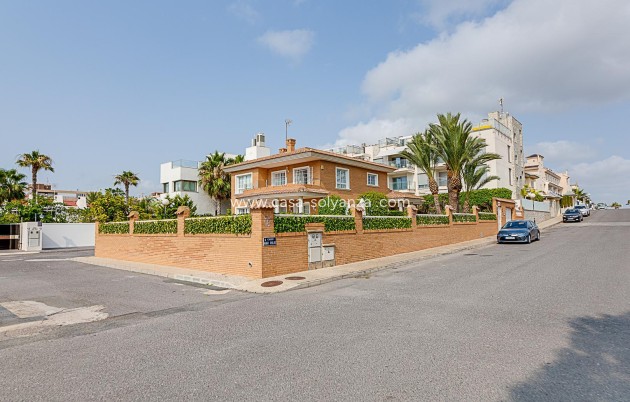 Resale - Villa - Torrevieja - La veleta