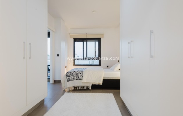 Resale - Apartment / flat - Orihuela Costa - Las Ramblas