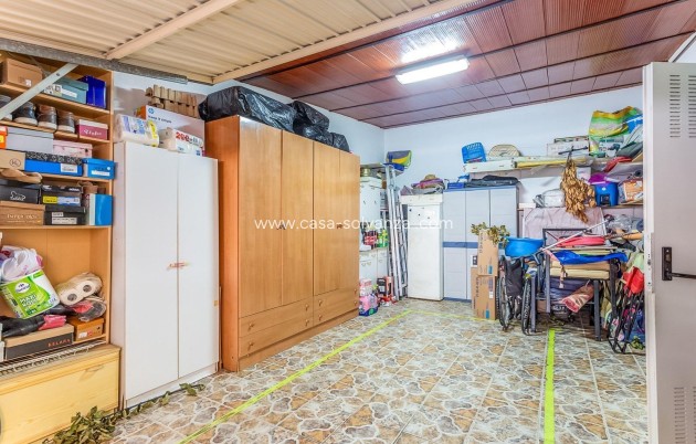 Resale - Villa - Orihuela Costa - La Zenia- Orihuela costa
