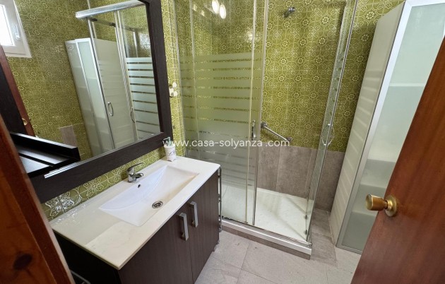 Resale - Apartment / flat - Torrevieja - Playa Acequion