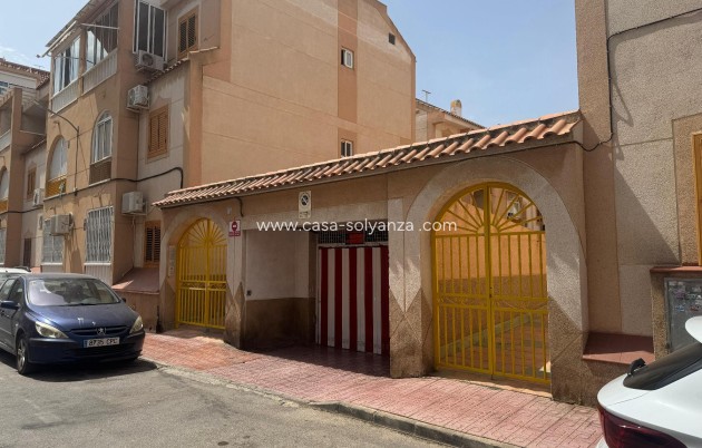 Resale - Garaje - Torrevieja - Playa del Acequión