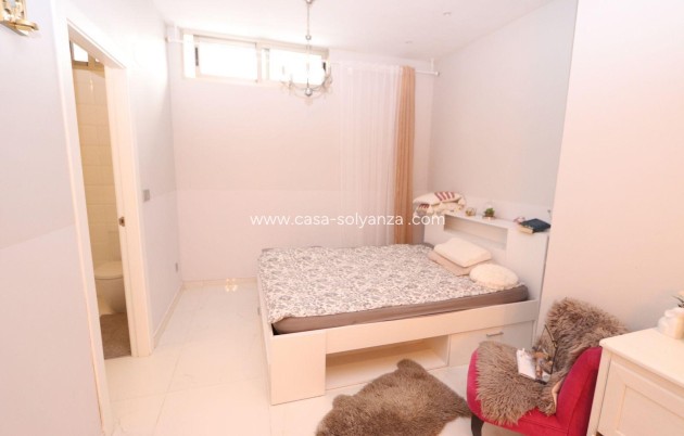 Resale - Villa - Orihuela Costa - Villamartín