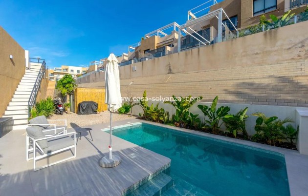 Resale - Villa - Orihuela Costa - La Zenia