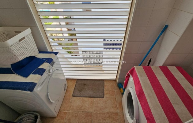 Resale - Apartment / flat - Torrevieja - Costa Blanca