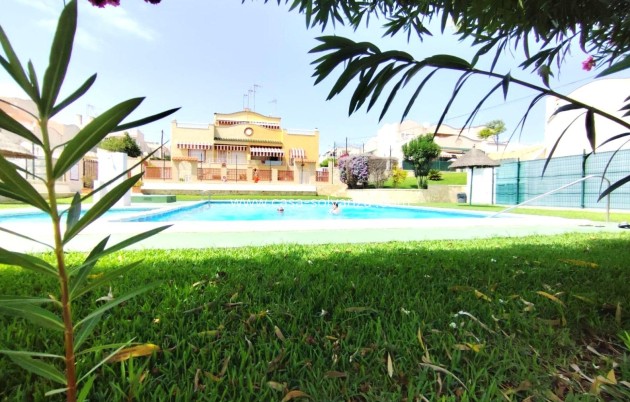 Resale - Bungalow - Torrevieja - Los Balcones