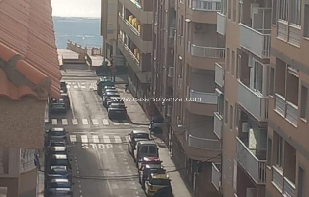 Resale - Apartment / flat - Torrevieja - El Acequión - Los Náufragos