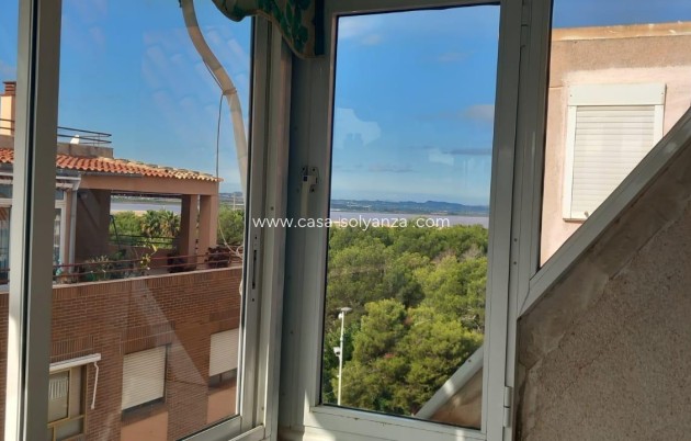 Resale - Apartment / flat - Torrevieja - El Acequión - Los Náufragos