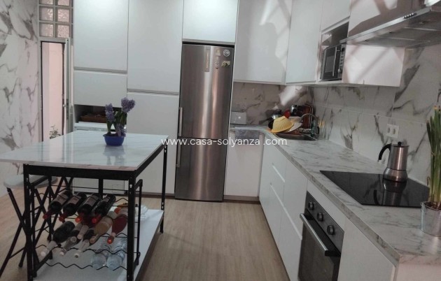 Resale - Apartment / flat - Villajoyosa - Costa Blanca