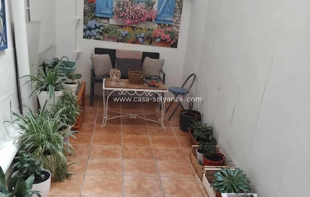 Resale - Apartment / flat - Villajoyosa - Costa Blanca