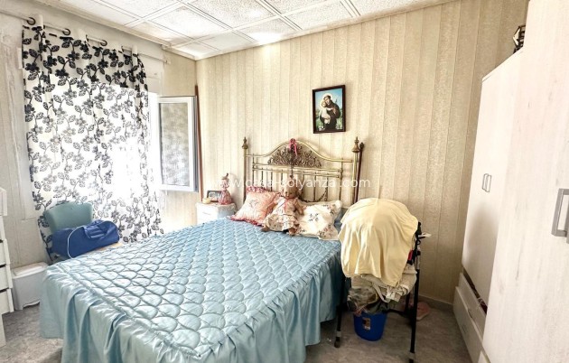 Reventa - Apartamento / piso - Torrevieja - Estacion Autobuses