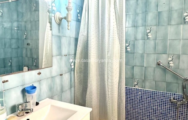 Reventa - Apartamento / piso - Torrevieja - Estacion Autobuses