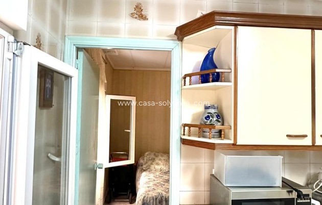 Reventa - Apartamento / piso - Torrevieja - Estacion Autobuses